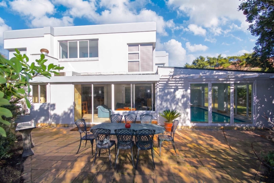 To Let 5 Bedroom Property for Rent in Sunset Beach Western Cape